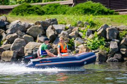Kolibri Profi Motor Boat 330 - Plywood floorboard with stringers