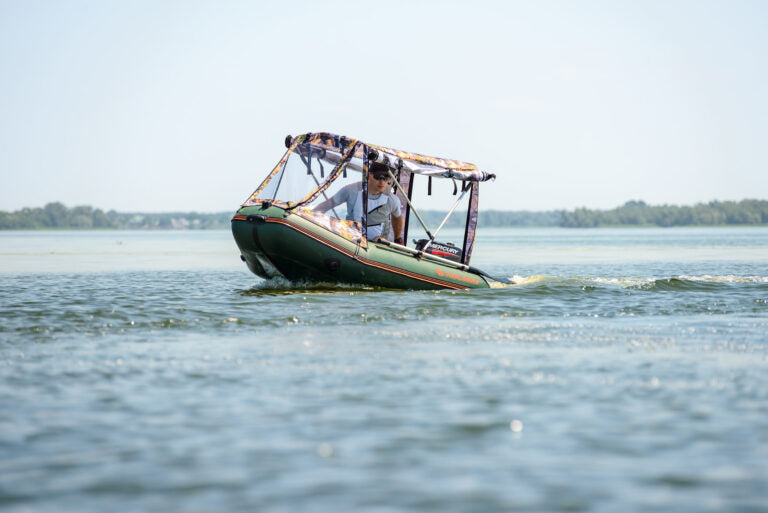 Kolibri Profi Motor Boat 330 - Plywood floorboard with stringers
